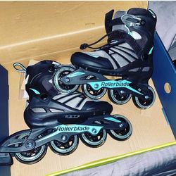Women’s/kids roller blades Size 6