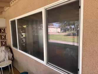 Milgard Double-pane 4x10 window