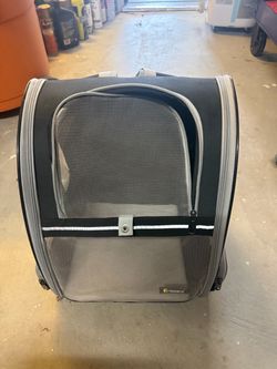 Pet carrier