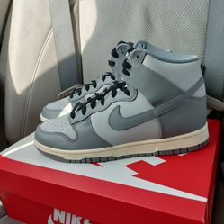 Nike Dunk High Aged Grey Fog...