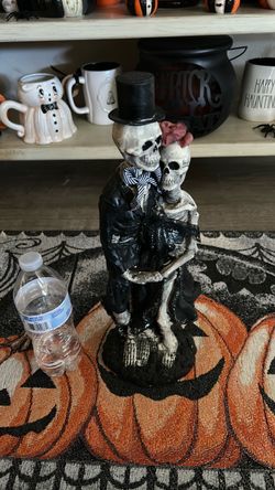 Halloween decor