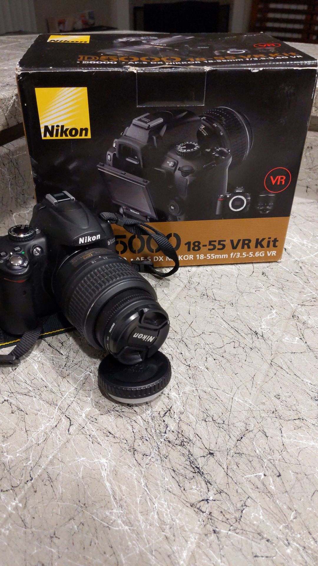 Nikon D5000 18-55 VR Kit