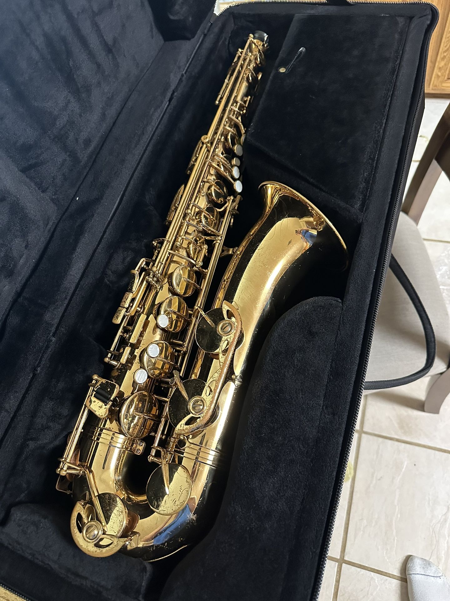 Jupiter TENOR Saxophone with New Mouthpiece and Reeds $700 Firm