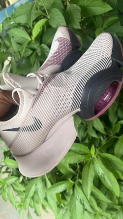 Tenis deportivos Nike para mujer size 9