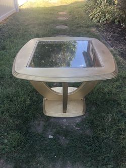 Side Table see description comments