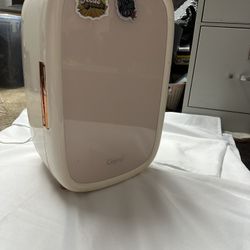Mini Makeup Fridge 