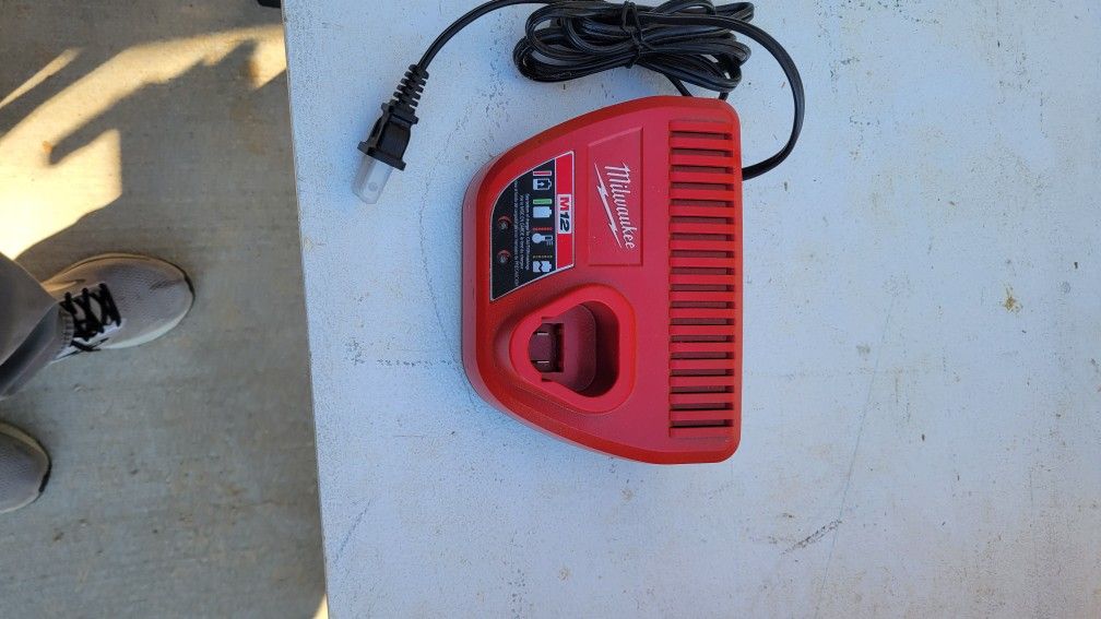 Milwaukee M12 Charger.
