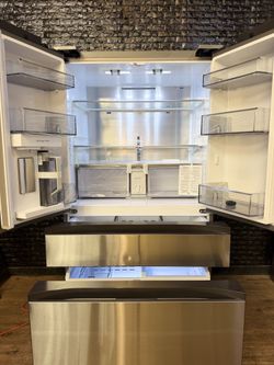 SAMSUNG BESPOKE REFRIGERATOR w/WARRANTY! R3656A