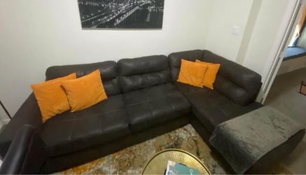 Like new Sectional