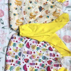 Hi Sprouts baby todder waterproof sleeved bibs