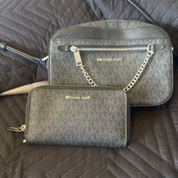 Michael Kors Cross Bag And Wallet 