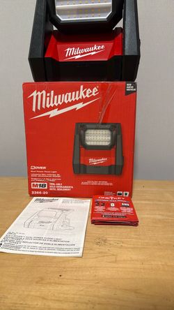 Milwaukee M18 GEN-2 18-Volt Lithium-Ion Cordless 4000 Lumens ROVER LED AC/DC Flood Light (Tool-Only)