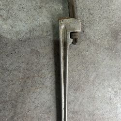 36” Pipe Wrench 
