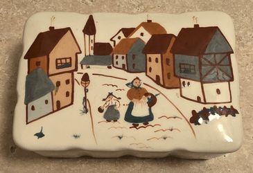 Vintage American Mid-Century West Coast Pottery Village Folk Art Scene  Butter Dish