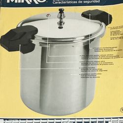 Pressure Cooker 22 Quarts