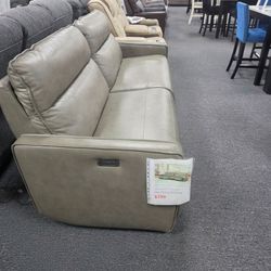 Power leather recliner sofa 🚚WE DELIVER🚚