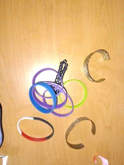 Braclets