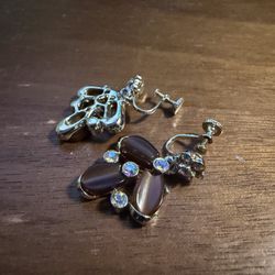 Screw back earrings