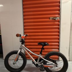 Specialized Kids 18” 