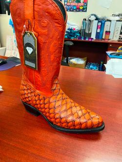 Bota vaquera de piel para hombre