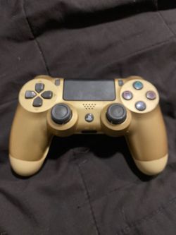 PS4 controller