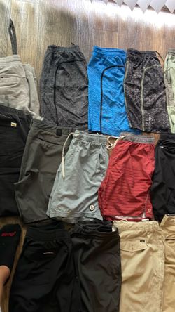 Short vuori in lulu lemon size. L.