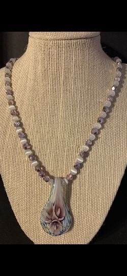 Beautiful necklace art glass pendant and cat eye beads 25” inches #53