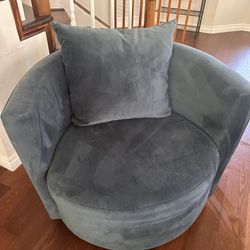 Blue Swivel Chair 