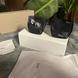 Sunglasses 😎 