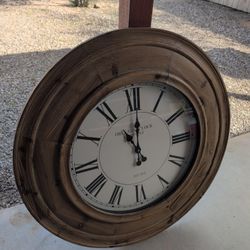 Large Natural Wood Battery Powered Quartz Wall Clock