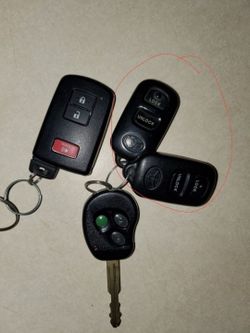 Toyota Corolla KEY FOB