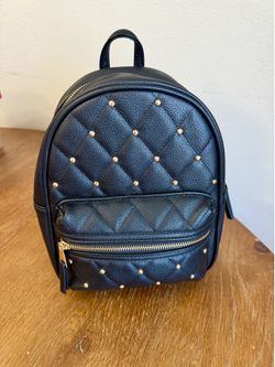 Brand new backpack bundle for kids