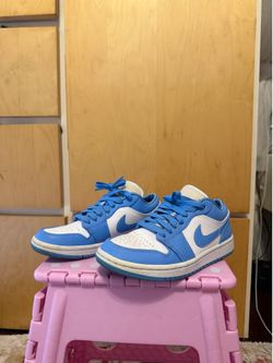 NIKE LOW DUNKS