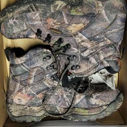 Red Head Timber Buck Waterproof Hunting Boots for Men SIZE 9.5