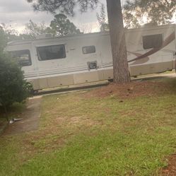 Four Winds Infinity RV