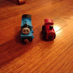 3/$10 🌟Thomas the Train and Little Red Train Car Set