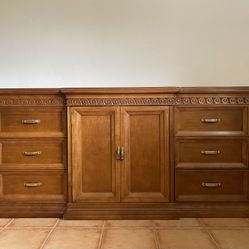 Oak Wood 9 Drawer Dresser