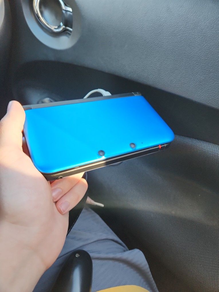 Nintendo 3DS XL 