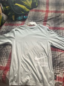 Nike shirt size M