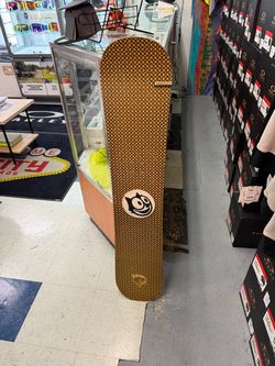 121 kids snowboard certified with warranty located at Sin city snowboards