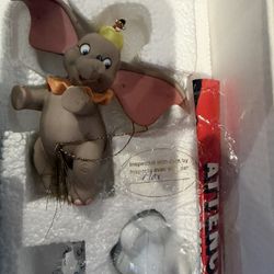 CLASSIC WALT DISNEY COLLECTION: DUMBO