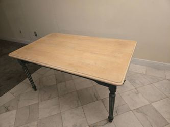 Dining table + 6 chairs