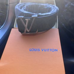 Loui V Belt