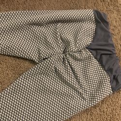 Tik Tok Booty Scrunch Leggings