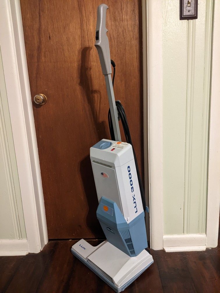 Aerus Lux 3000 Vacuum 