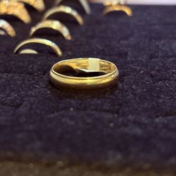 14k Gold Ring 