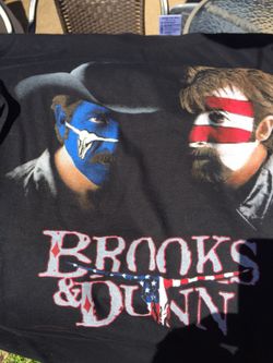 Brooks and Dunn concert shirt XXL