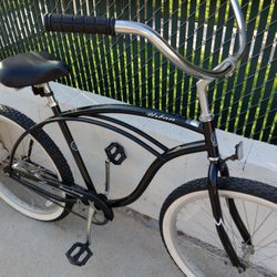 Beach Cruiser.      26"tires.       Firmstrong 