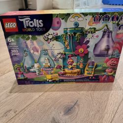 New Lego Set. Trolls World Tour 41255
