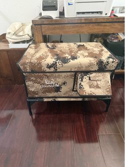 CLAWSABLE Camo Outdoor Cat Shelter